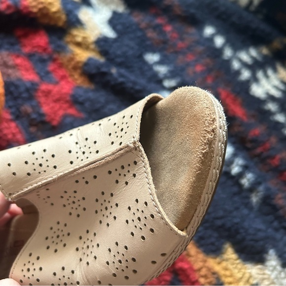 Clarks Leather Tan Artisan Wedges Espadrilles- 🎁GIFT WITH EVERY PURCHASE - Picture 4 of 9